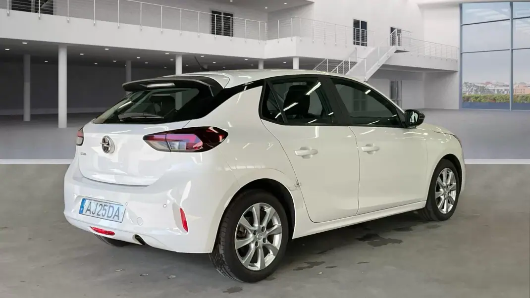 Opel Corsa 2021 - 13499 EUR, 96121 km - AUTO.MOTO.pt - 96121km - foto 5 de 21