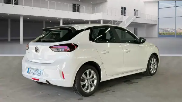 Opel Corsa 2021 - 13499 EUR, 96121 km - AUTO.MOTO.pt - 96121km - foto 5 de 21