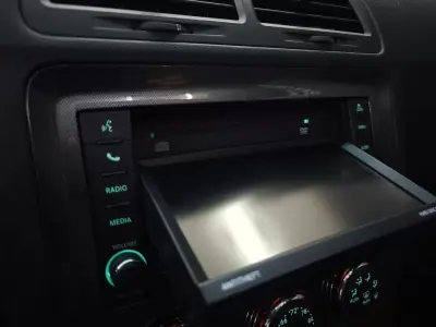 Dodge Challenger 2013 - 53950 EUR, 103962 km - AUTO.MOTO.pt - 103962km - foto 32 de 40