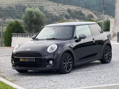 MINI Cooper 2017 - 14999 EUR, 131500 km - AUTO.MOTO.pt - 131500km - foto 3 de 30