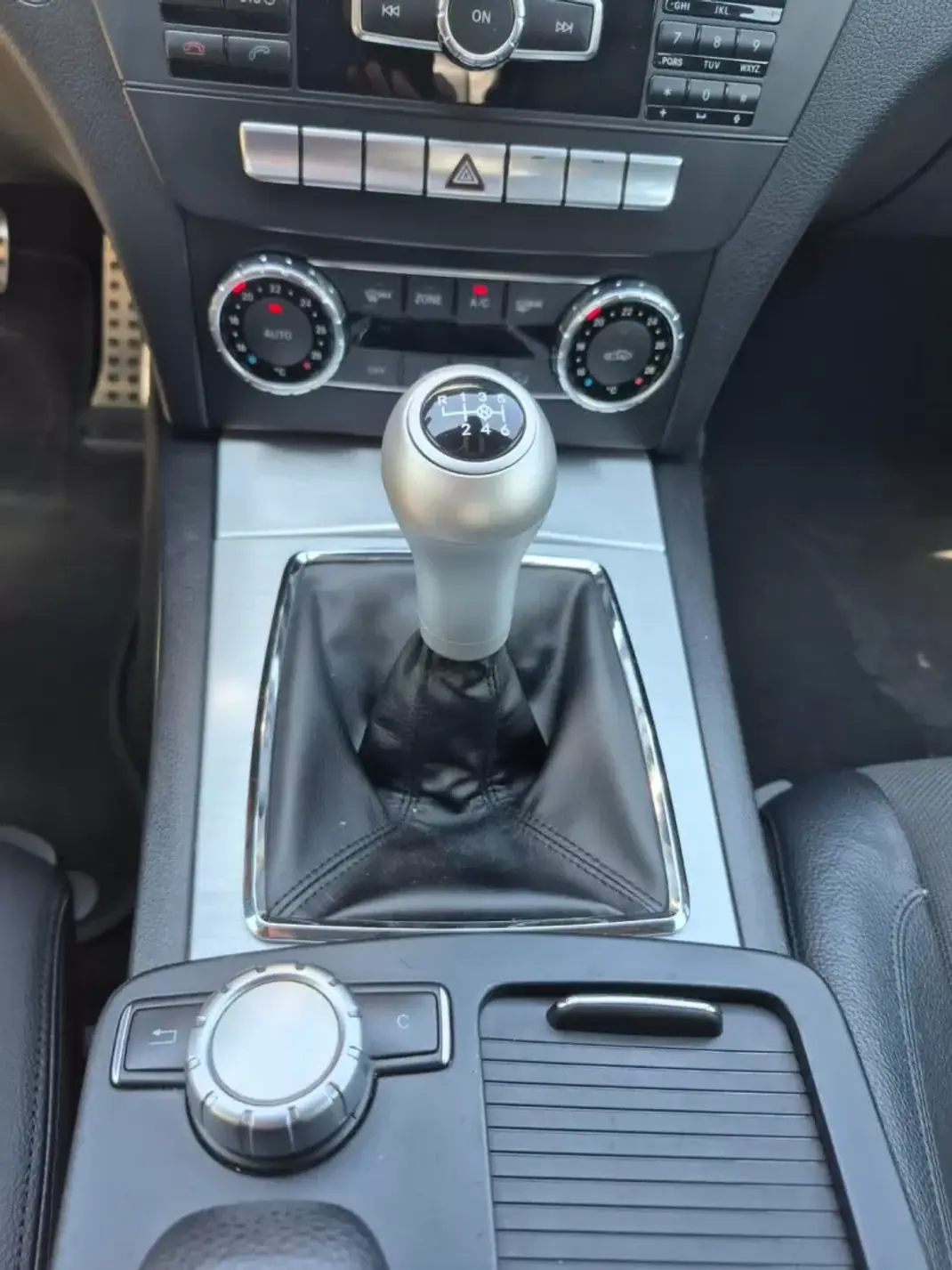 Mercedes-Benz C 220 2012 - 14900 EUR, 290081 km - 290081km - foto 21 de 36