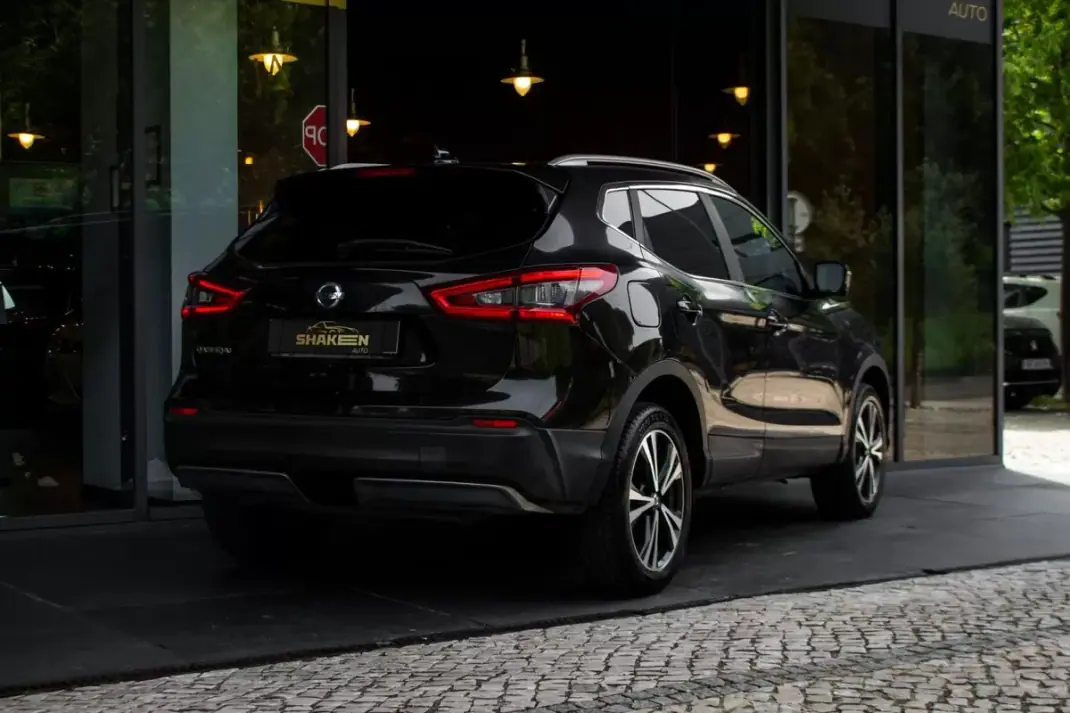 Nissan Qashqai 2018 - 13990 EUR, 168596 km - AUTO.MOTO.pt - 168596km - foto 4 de 29