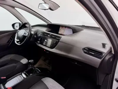 Citroën C4 Grand Picasso 2018 - 11500 EUR, 154000 km - AUTO.MOTO.pt - 154000km - foto 53 de 57