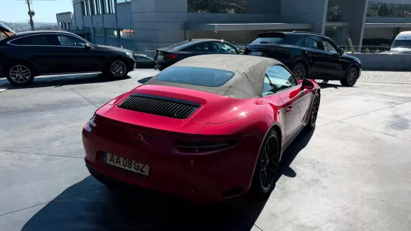 Porsche 911 2017 - 125000 EUR, 92000 km - AUTO.MOTO.pt - 92000km - foto 4 de 14