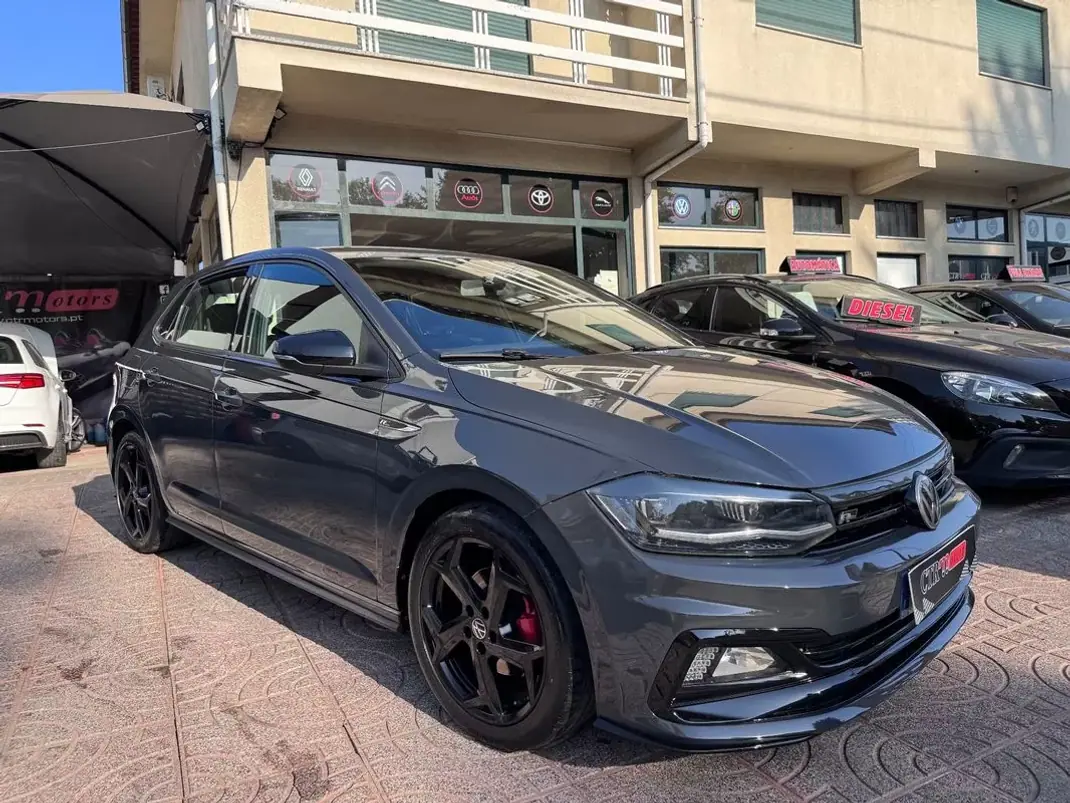 Volkswagen Polo 2018 - 14900 EUR, 186328 km - 186328km - foto 29 de 32