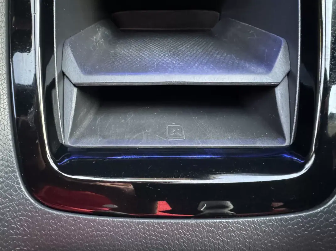 Volkswagen ID.3 2020 - 19900 EUR, 93000 km - AUTO.MOTO.pt - 93000km - foto 39 de 44