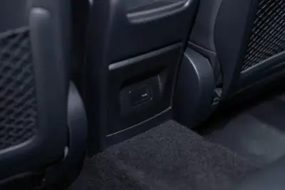 Mercedes-Benz CLA 180 2023 - 29950 EUR, 70000 km - AUTO.MOTO.pt - 70000km - foto 43 de 43