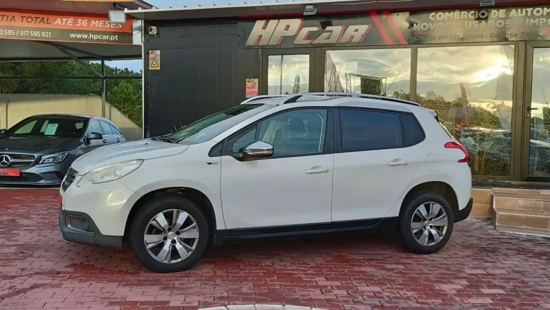 Peugeot 2008 2015 - 12990 EUR, 154000 km - AUTO.MOTO.pt - 154000km - foto 13 de 37