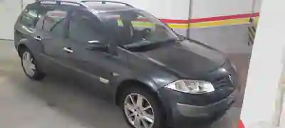 Renault Mégane 2006 - 4000 EUR, 194852 km - AUTO.MOTO.pt - 194852km - foto 6 de 7