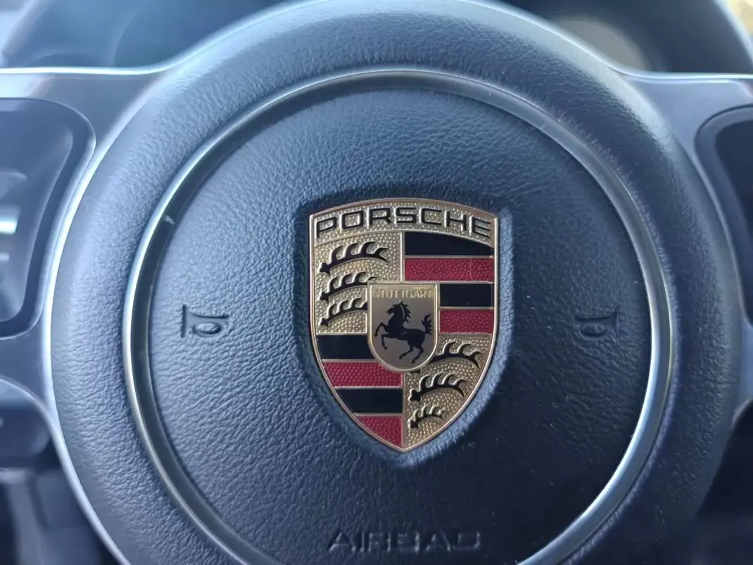 Porsche Cayenne 2016 - 42499 EUR, 199000 km - 199000km - foto 33 de 41