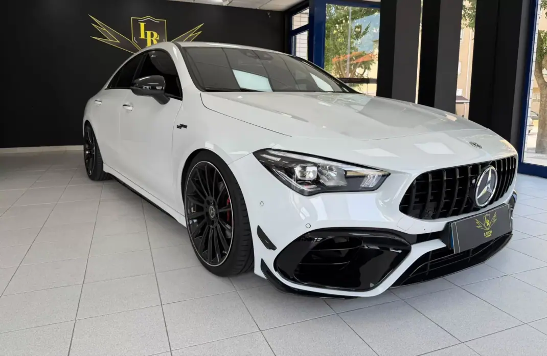 Mercedes-Benz CLA 180 2019 - 32000 EUR, 172639 km - AUTO.MOTO.pt - 172639km - foto 1 de 32