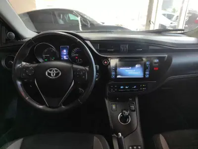 Toyota Auris Touring Sports 2018 - 16950 EUR, 109000 km - AUTO.MOTO.pt - 109000km - foto 37 de 37