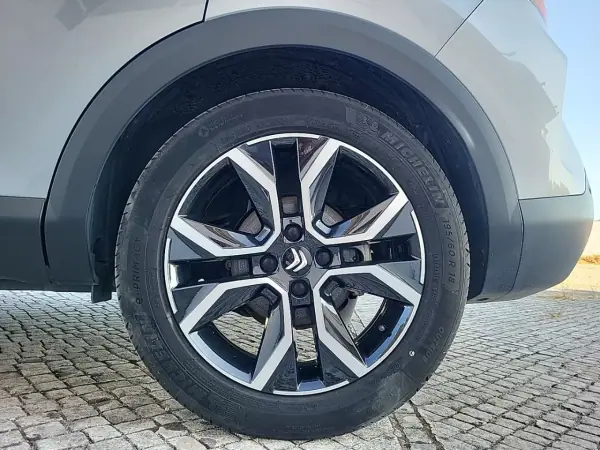 Citroën C4 2023 - 21200 EUR, 26941 km - AUTO.MOTO.pt - 26941km - foto 11 de 20