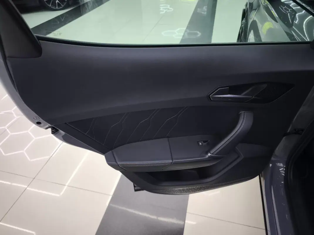 Cupra Formentor 2021 - 29950 EUR, 113105 km - 113105km - foto 47 de 50