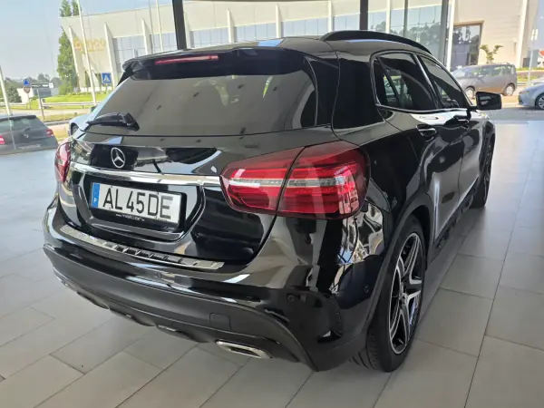 Mercedes-Benz GLA 200 2017 - 20990 EUR, 188564 km - AUTO.MOTO.pt - 188564km - foto 6 de 24