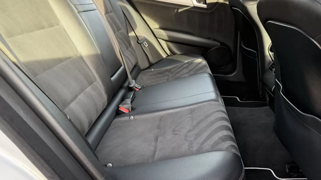 Mercedes-Benz C 180 2014 - 14900 EUR, 245000 km - AUTO.MOTO.pt - 245000km - foto 23 de 25