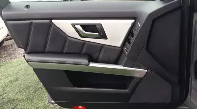 Mercedes-Benz GLK 250 2014 - 18950 EUR, 184000 km - AUTO.MOTO.pt - 184000km - foto 13 de 19