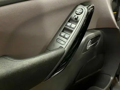 Citroën C4 Spacetourer 2020 - 24980 EUR, 65900 km - AUTO.MOTO.pt - 65900km - foto 19 de 27