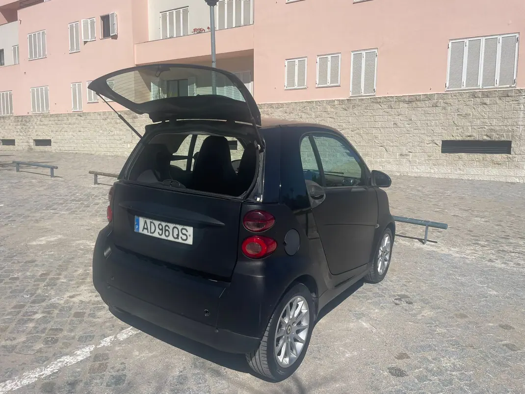 Smart ForTwo Coupé 2011 - 6750 EUR, 93999 km - AUTO.MOTO.pt - 93999km - foto 6 de 15