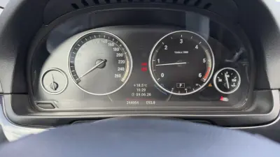 BMW 520 2013 - 16500 EUR, 244000 km - AUTO.MOTO.pt - 244000km - foto 32 de 47