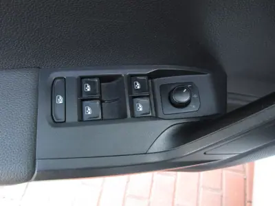 SEAT Ibiza 2018 - 10990 EUR, 195000 km - 195000km - foto 21 de 37