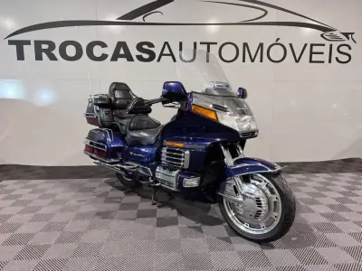 Honda Gold Wing 2000 - 8750 EUR, 84000 km - AUTO.MOTO.pt - 84000km - foto 22 de 28