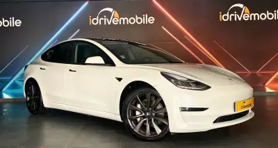 Tesla Model 3 2020 - 29900 EUR, 108726 km - AUTO.MOTO.pt - 108726km - foto 6 de 36