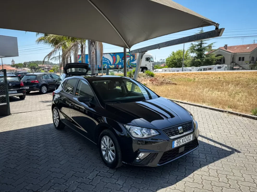 SEAT Ibiza 2019 - 13990 EUR, 132000 km - AUTO.MOTO.pt - 132000km - foto 9 de 12