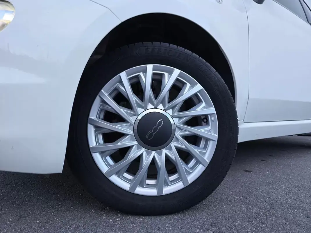 Fiat 500C 2018 - 10750 EUR, 67500 km - 67500km - foto 3 de 31