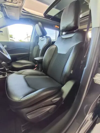 Jeep Compass 2021 - 22500 EUR, 107000 km - AUTO.MOTO.pt - 107000km - foto 27 de 45