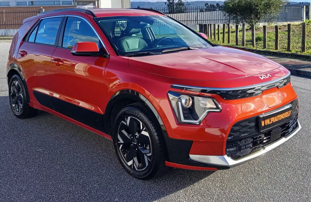 Kia e-Niro 2022 - 24990 EUR, 69900 km - AUTO.MOTO.pt - 69900km - foto 3 de 20