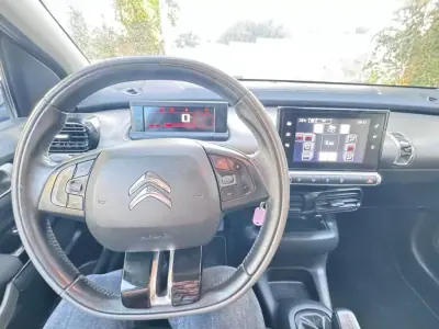 Citroën C4 Cactus 2016 - 14990 EUR, 136083 km - 136083km - foto 8 de 10