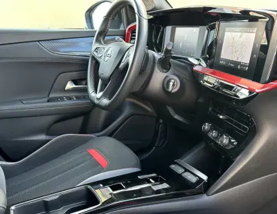 Opel Mokka 2023 - 23400 EUR, 41700 km - AUTO.MOTO.pt - 41700km - foto 10 de 12