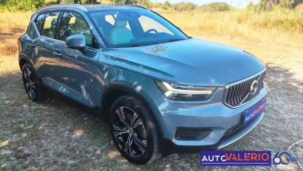 Volvo XC 40 2022 - 31950 EUR, 52139 km - AUTO.MOTO.pt - 52139km - foto 9 de 47