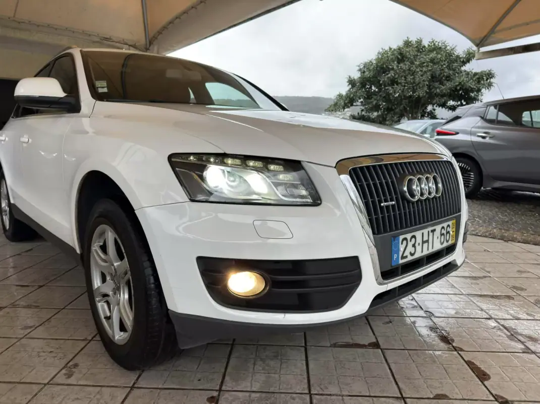 Audi Q5 2009 - 13950 EUR, 326842 km - AUTO.MOTO.pt - 326842km - foto 10 de 33