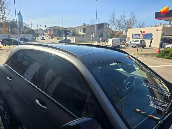 Mercedes-Benz GLC 300 2021 - 42480 EUR, 138000 km - AUTO.MOTO.pt - 138000km - foto 12 de 60