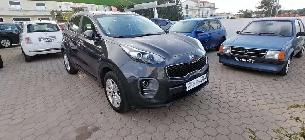 Kia Sportage 2018 - 17800 EUR, 67300 km - AUTO.MOTO.pt - 67300km - foto 4 de 21