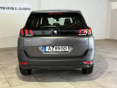 Peugeot 5008 2023 - 29500 EUR, 14500 km - AUTO.MOTO.pt - 14500km - foto 6 de 23