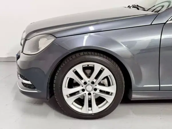 Mercedes-Benz C 220 2013 - 13750 EUR, 177000 km - AUTO.MOTO.pt - 177000km - foto 14 de 54
