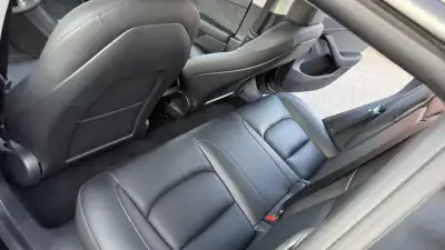 Tesla Model 3 2022 - 31900 EUR, 57000 km - AUTO.MOTO.pt - 57000km - foto 38 de 47
