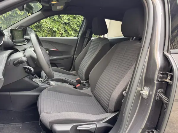 Peugeot 2008 2023 - 16500 EUR, 36030 km - AUTO.MOTO.pt - 36030km - foto 20 de 22