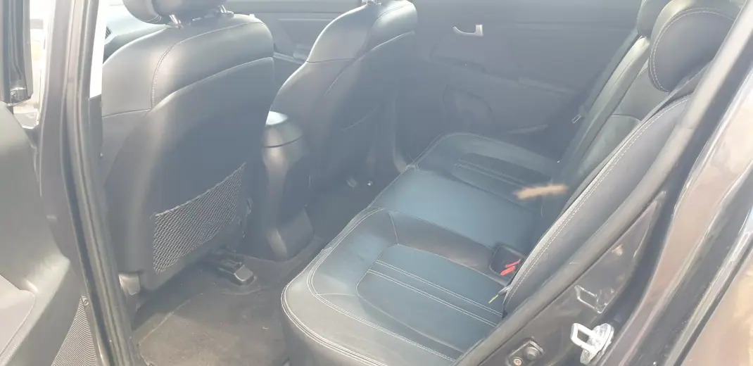 Kia Sportage 2012 - 10750 EUR, 181000 km - AUTO.MOTO.pt - 181000km - foto 15 de 15