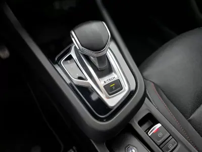 Renault Arkana 2021 - 23250 EUR, 52400 km - AUTO.MOTO.pt - 52400km - foto 27 de 41