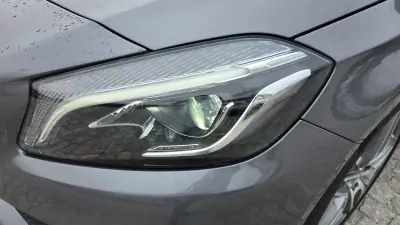 Mercedes-Benz A 200 2015 - 18490 EUR, 99000 km - 99000km - foto 5 de 26