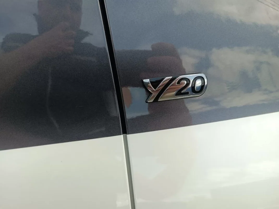 Toyota Yaris 2019 - 18750 EUR, 53000 km - AUTO.MOTO.pt - 53000km - foto 8 de 16