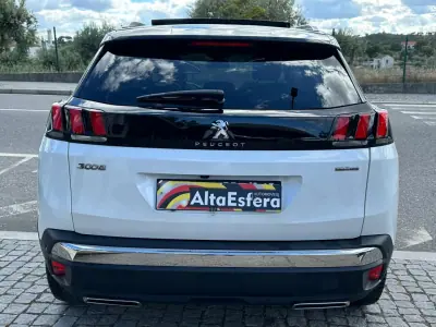 Peugeot 3008 2020 - 23900 EUR, 132834 km - AUTO.MOTO.pt - 132834km - foto 5 de 34