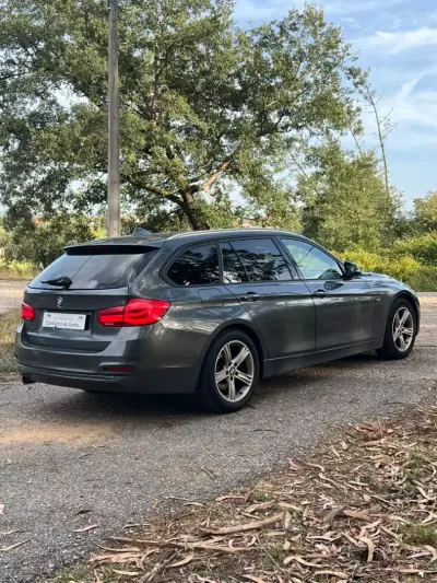 BMW 318 2017 - 18900 EUR, 156599 km - AUTO.MOTO.pt - 156599km - foto 27 de 30