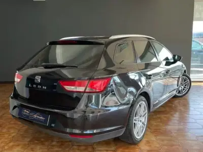SEAT Leon ST 2014 - 11900 EUR, 193883 km - AUTO.MOTO.pt - 193883km - foto 5 de 8