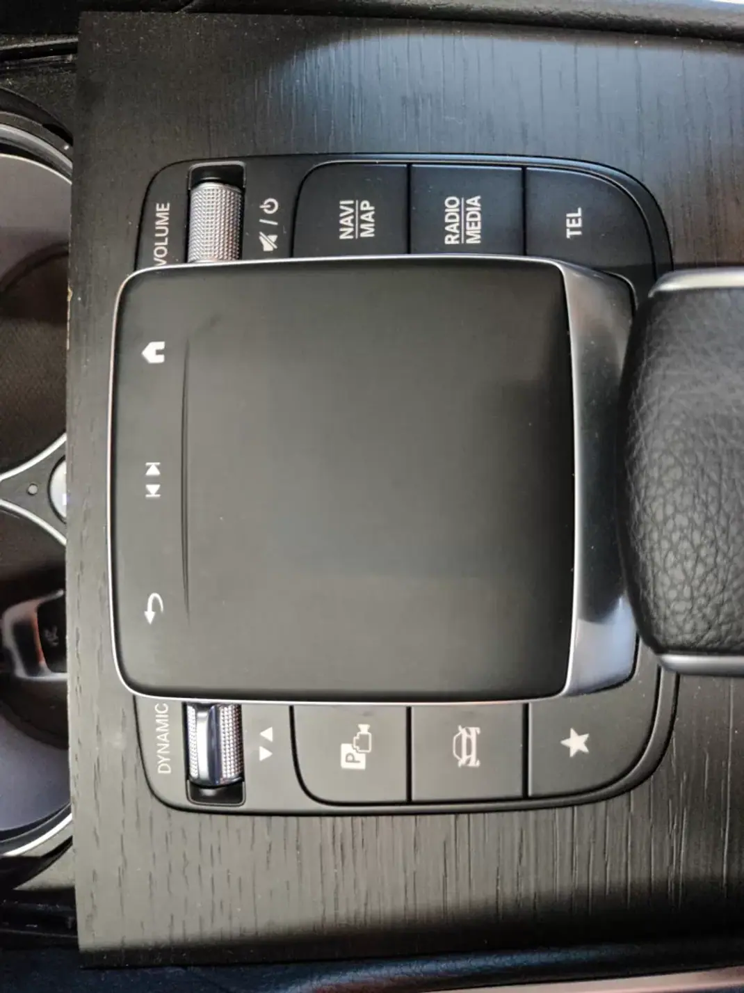 Mercedes-Benz GLE 400 2023 - 65900 EUR, 51000 km - 51000km - foto 32 de 38