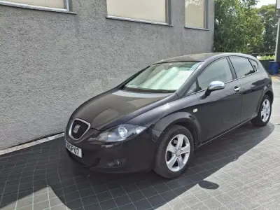 SEAT Leon 2012 - 6950 EUR, 280000 km - AUTO.MOTO.pt - 280000km - foto 5 de 11